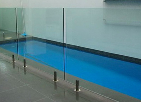 Crystal Base Swimming Pool Fence Glass With Polished Edge