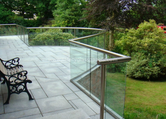 8mm Clear Balustrade Glass Staircase Railing , Sound Insulation