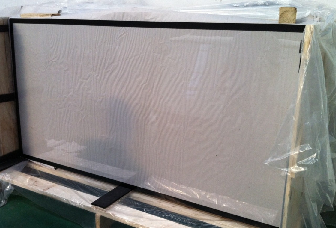 Safety Tempered Glass for Solar Panels 3.2mm low iron with black boarder printing
